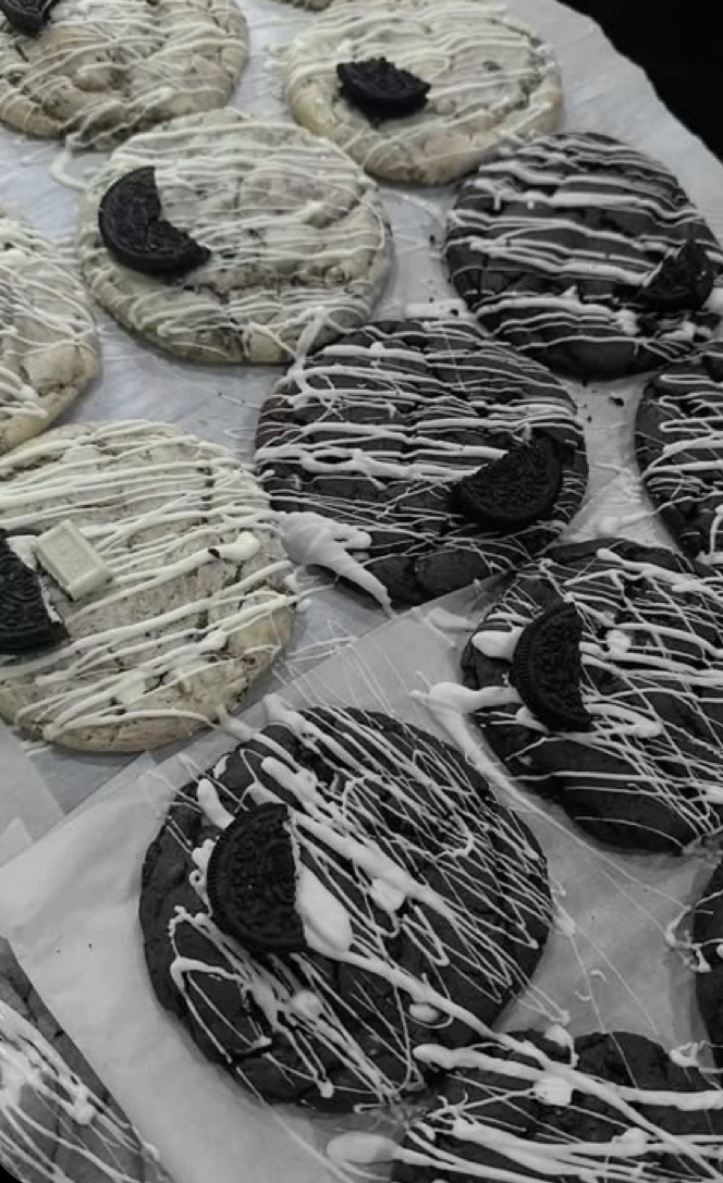 Cookies & cream cookies fresh off the tray